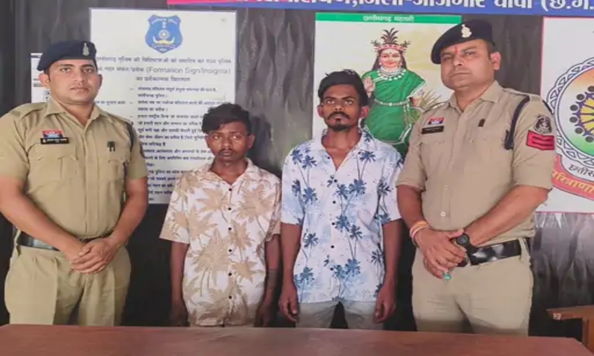 Robbery at Jewelry Shop: Merchant Couple Beaten, Child Pleads; 3 Accused Arrested