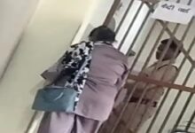 VIP Treatment Exposed in Jail Ward: Special Privileges for Prisoner in Ambikapur; Two Guards Suspended