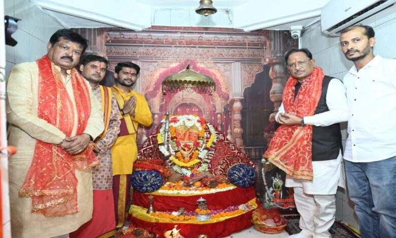 Chief Minister Sai bows at the feet of Mata Kaushalya.