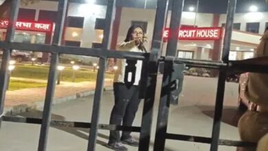 BJP Leader Fumes After Being Denied Entry to Circuit House; Asks Police: "Don't You Know the Protocol?"