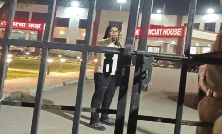 BJP Leader Fumes After Being Denied Entry to Circuit House; Asks Police: "Don't You Know the Protocol?"