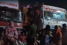 Uproar over SIR in Malda: Road blockade following the deletion of 2.2 million voters' names; 7 judges gheraoed.