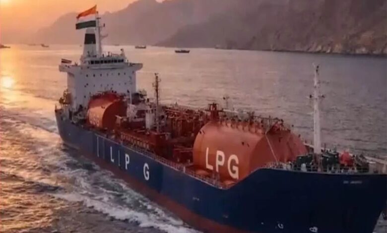 Relief Amidst LPG Crisis: ‘Green Sanvi’ Crosses Strait of Hormuz; Set to Reach Mumbai by April 6