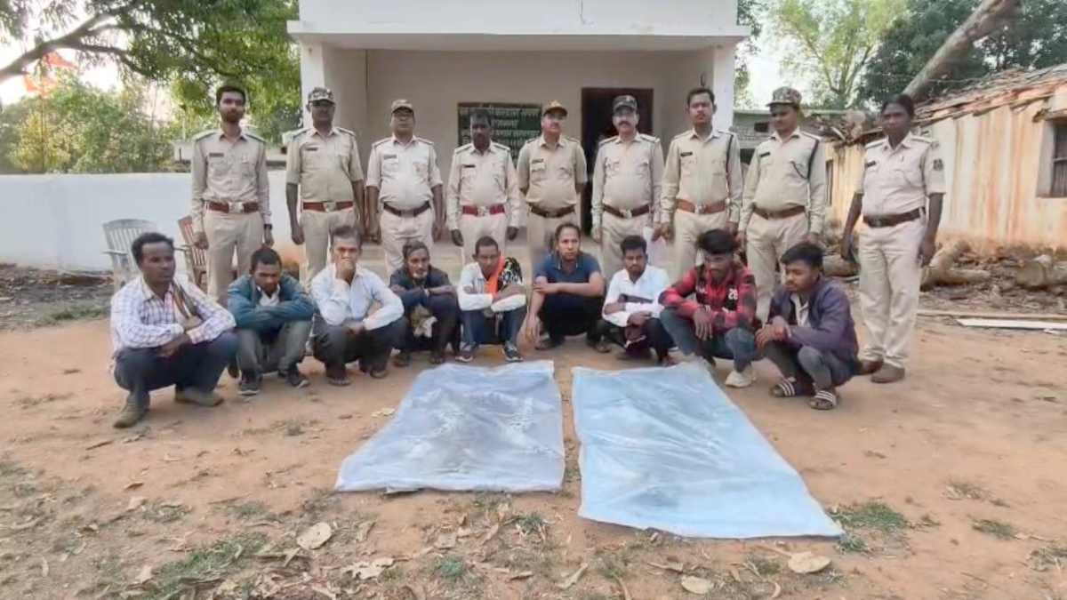 9 Accused Arrested with 2 Leopard Skins; Interstate Gang Busted