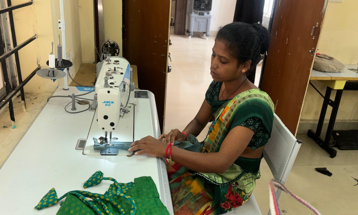 Renouncing Naxalism, Sharmila Embraces the Path of Self-Reliance: A Journey from Gun to Needle—Writing a New Story in Dantewada