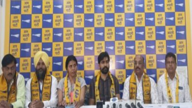 AAP Protests Against Census 2027: Demands Separate Column for OBCs, Alleges Neglect of Half the Population