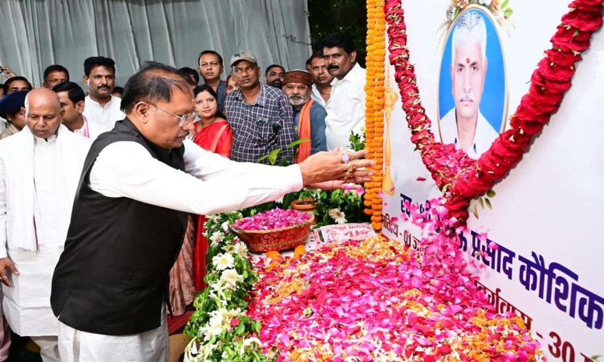 CM Vishnudeo Sai paid tribute to the late Bhulau Prasad Kaushik and expressed his condolences to the bereaved family.