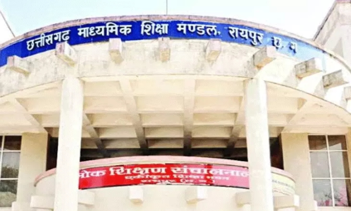 Class 12 Hindi Exam Rescheduled Following Paper Leak: Exam Begins Amidst Tight Security