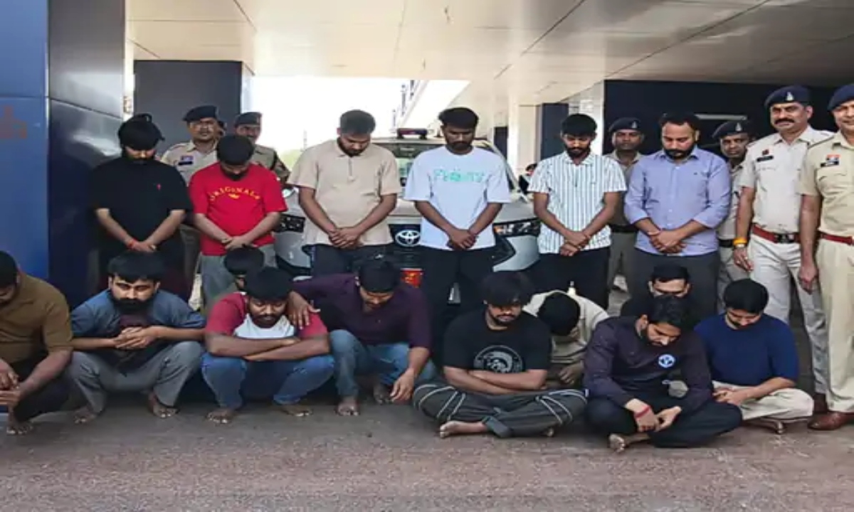Online Betting Racket Operating from Himachal; 16 Accused Arrested