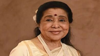 An 82-Year Golden Journey Comes to a Halt: Asha Bhosle—The Queen of 12,000 Songs—Passes Away