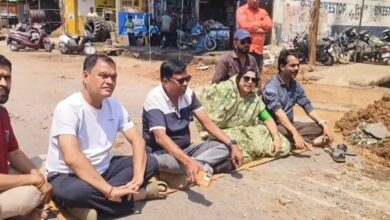 Uproar over Waterlogging: BJP Workers Block Highway Against Officials