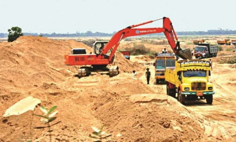 Reign of Terror by Sand Mafia: Forest Staff Attacked While Attempting to Take Action