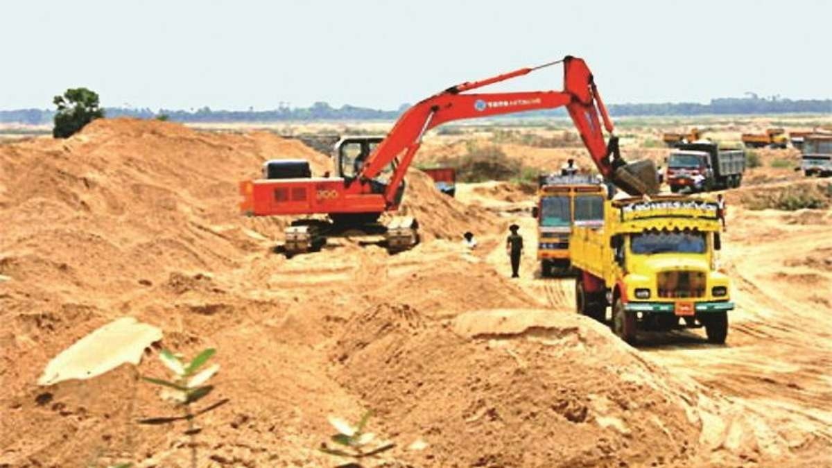 Reign of Terror by Sand Mafia: Forest Staff Attacked While Attempting to Take Action