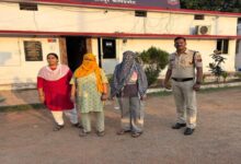 Dispute over mobile phone usage: Three people, including wife and daughter, kill father.