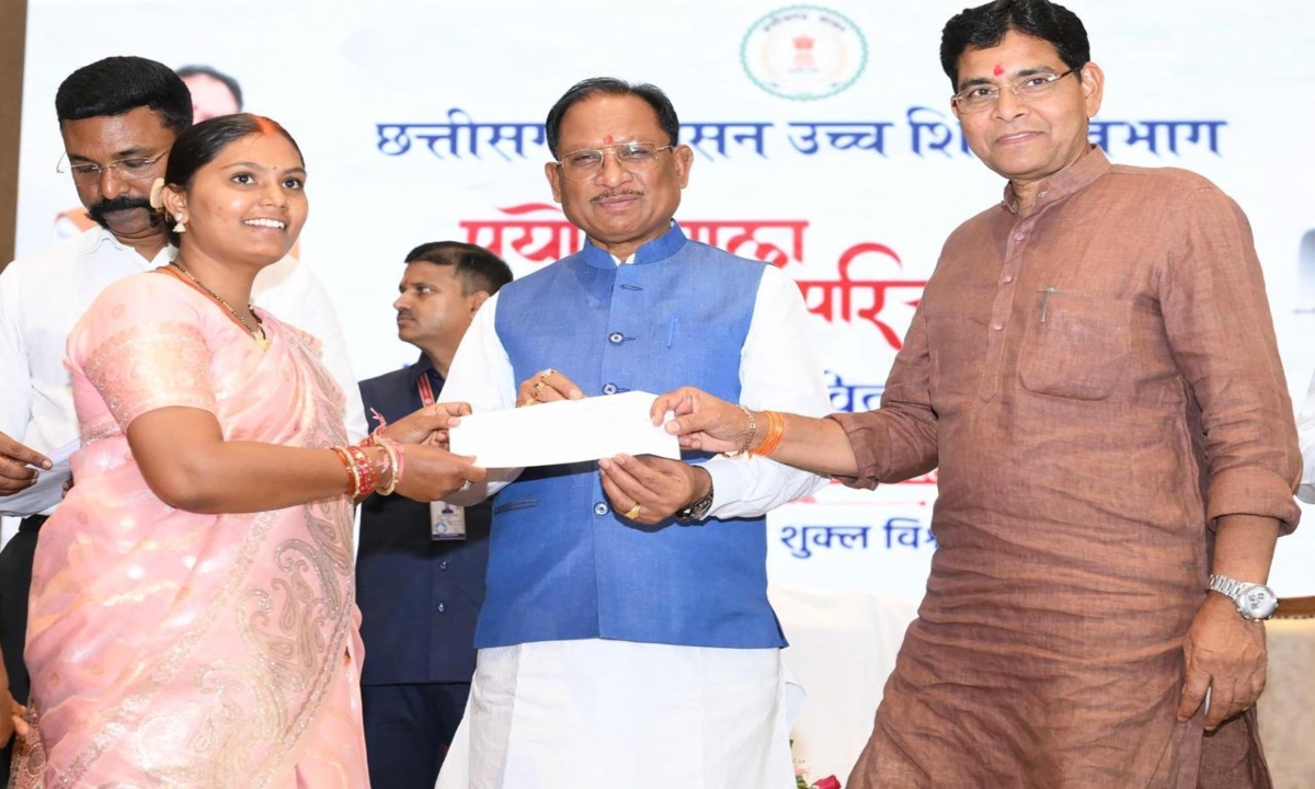 The government is committed to a bright future for the youth.