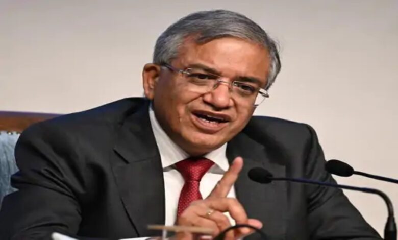 Opposition Prepares to Remove Chief Election Commissioner; Moves to Garner Support from 200 MPs