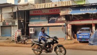 Shutdown Against Bulldozer Action: Markets Closed in Pakhanjur; Preparations Underway to Gherao SDM Office