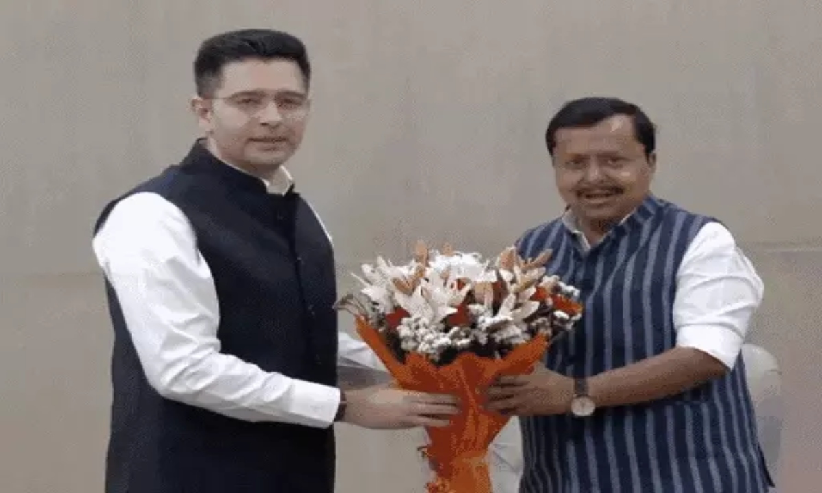 Major Political Upheaval in AAP: 7 Rajya Sabha MPs, Including Raghav Chadha, Join BJP