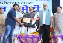 CM hands over first aid kits to Haj pilgrims