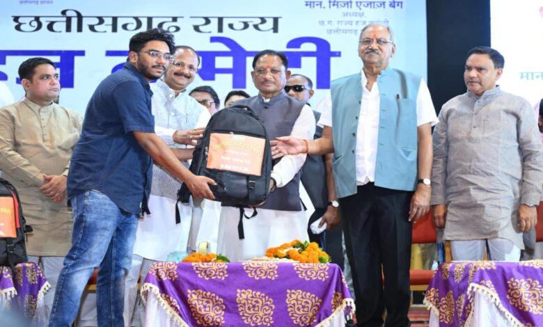 CM hands over first aid kits to Haj pilgrims