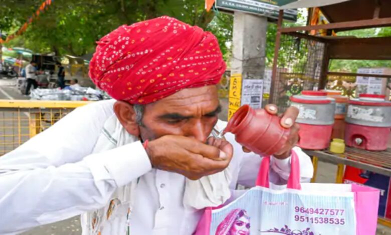 Heatwave Havoc Across the Nation: Mercury Soars Past 46°C in 7 Cities—Akola Hottest; Heatwave Alerts Issued in Several States.