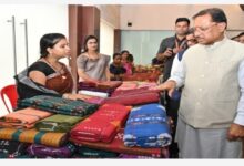 Handlooms Transform Destinies: Women of Nari Village Weave Success, Generating a Monthly Turnover of ₹4 Lakhs.