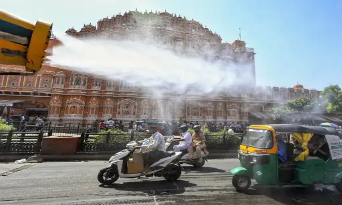 The Scourge of Summer Across the Nation: Banda Hottest, Heatwave Centers in Odisha, and Hailstorms in Rajasthan.