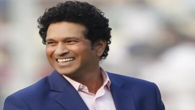 Sachin Tendulkar to arrive in Dantewada today with his family; will meet tribal children and inaugurate a sports ground.