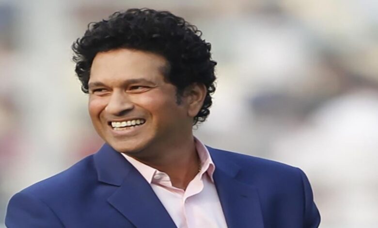 Sachin Tendulkar to arrive in Dantewada today with his family; will meet tribal children and inaugurate a sports ground.