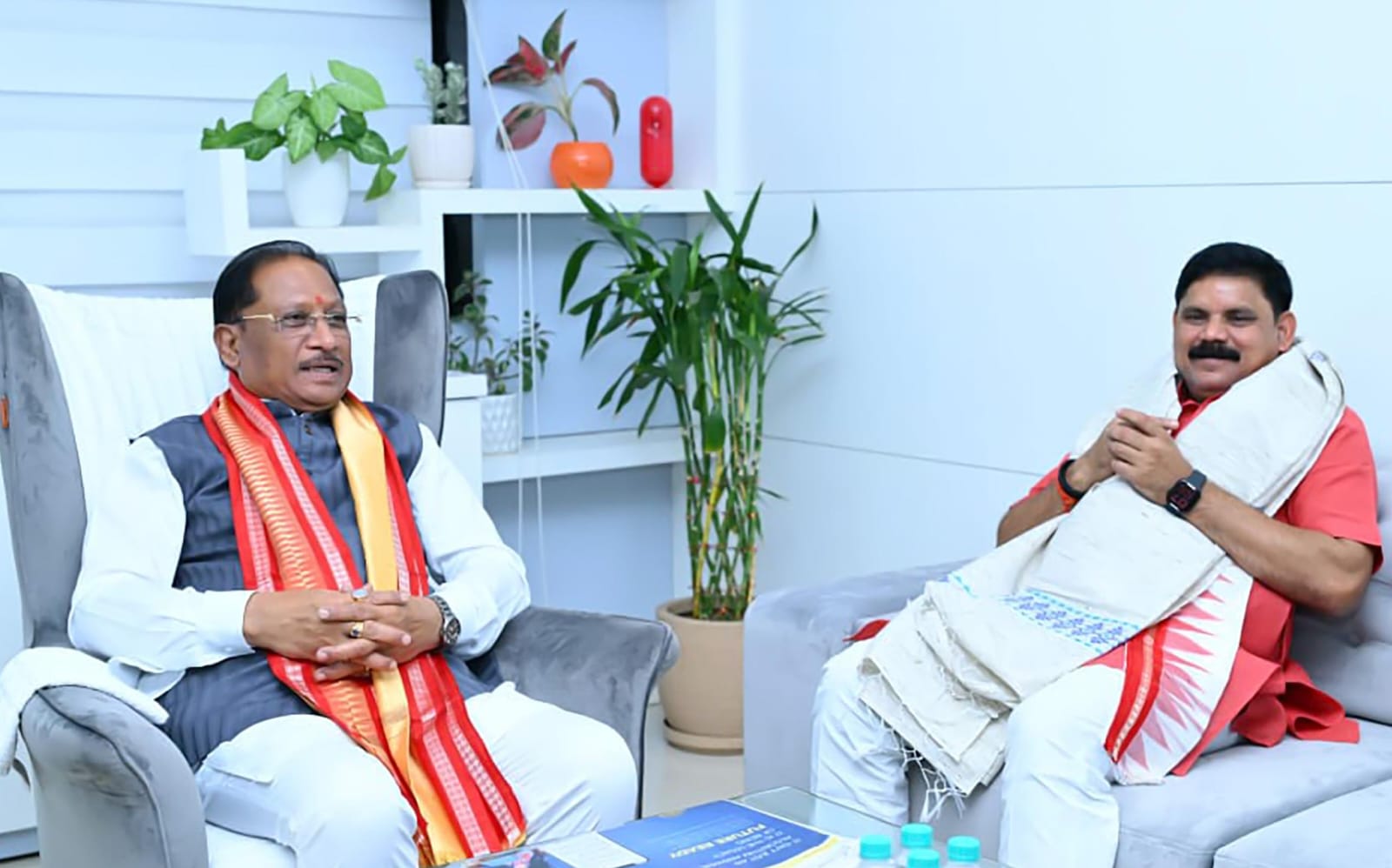 Union Minister Satish Chandra Dubey Meets Chief Minister Sai