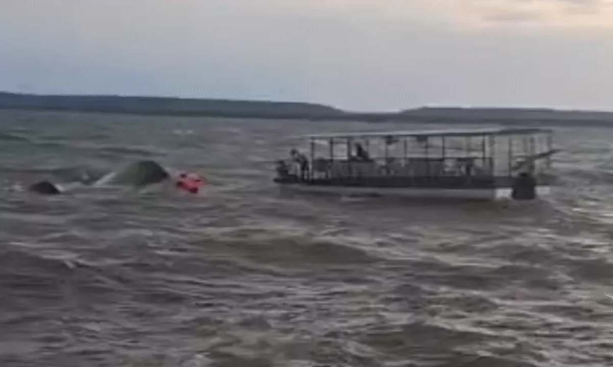 Cruise Sinks in Bargi Dam in Jabalpur; 9 Bodies Recovered