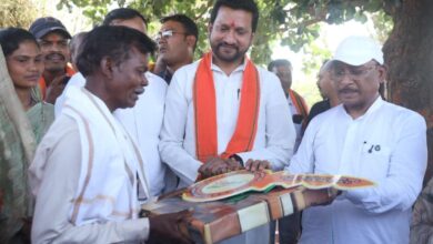 Sushasan Tihar: CM Sai Hands Over Keys to New Home to PM-JANMAN Beneficiary, Facilitates Housewarming Ceremony