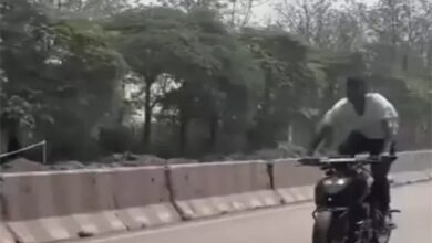 Young Man Performs Dangerous Bike Stunt in Raigarh