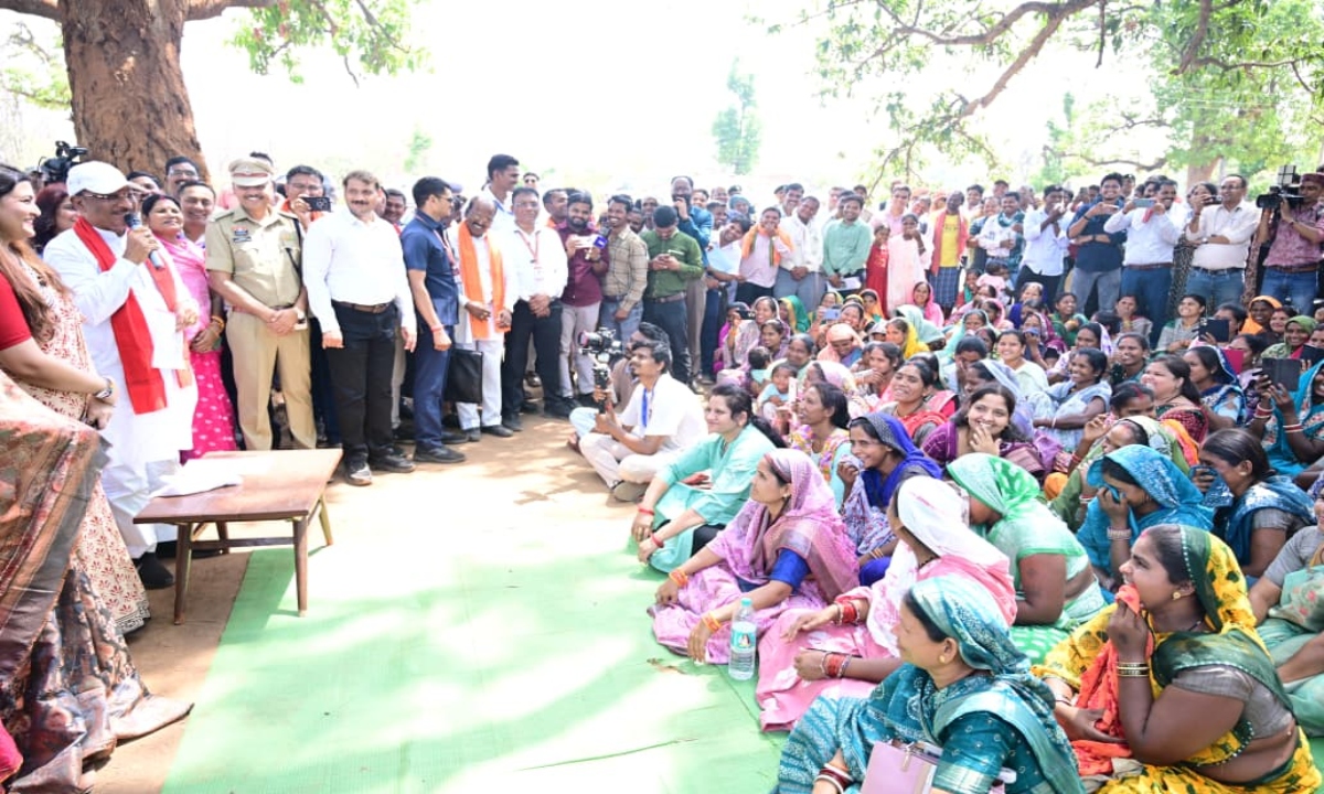 Solutions Through Dialogue: Chief Minister Resolves Electricity Bill Concerns in Kamrakhol