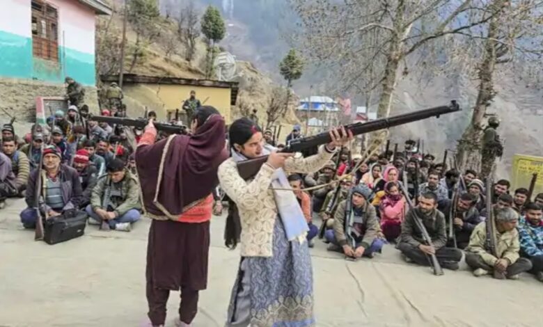 A Shield of Security in Kashmir: 1,500 Village Guards—Rural Personnel Equipped with Advanced Weapons—Are Performing 12-Hour Shifts.