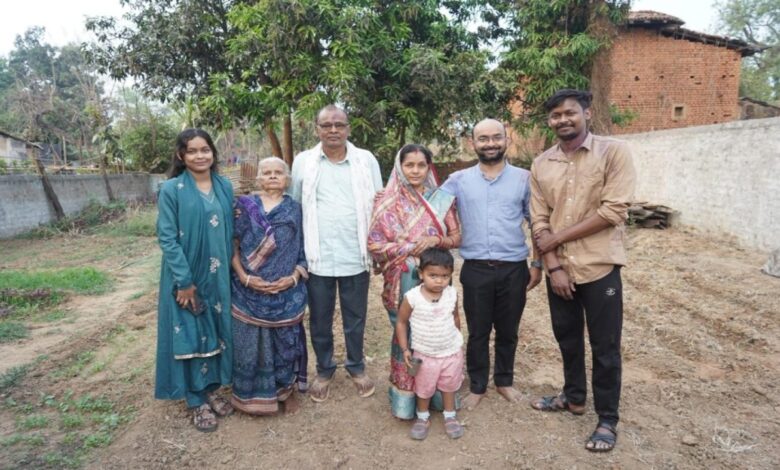 Son of a Tendu Leaf Collector Becomes an IFS Officer