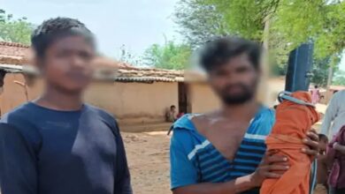 Youths Paraded with Garlands of Shoes on Suspicion of Theft