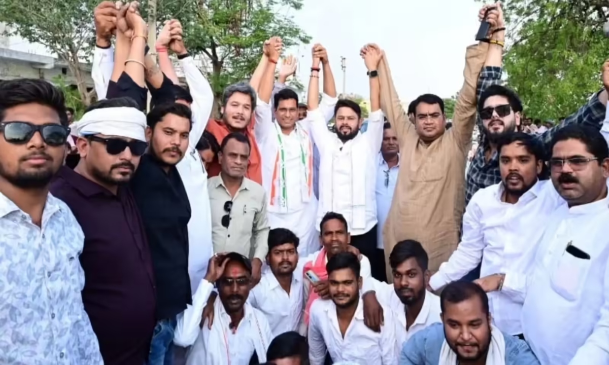 Mock Funeral Procession Held Declaring Minister Dead: FIR Registered Against 17 Congress Leaders, Including MLA Devendra Yadav