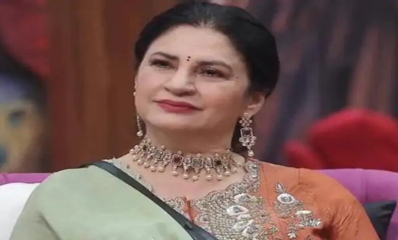 Kunika Trolled Over Old 'Bold' Scene; Says: "Being a Woman Is a Sin in This Country"