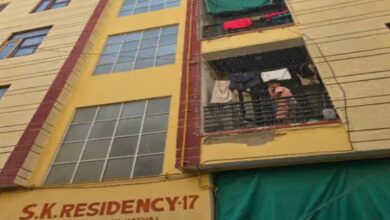 Young Woman Jumps from Fourth Floor of Apartment Building; Dies