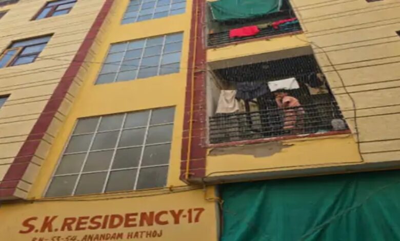 Young Woman Jumps from Fourth Floor of Apartment Building; Dies