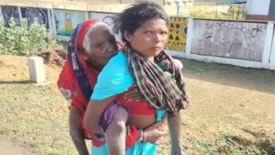 Daughter-in-Law Carries Mother-in-Law on Her Back to Bank to Secure Pension