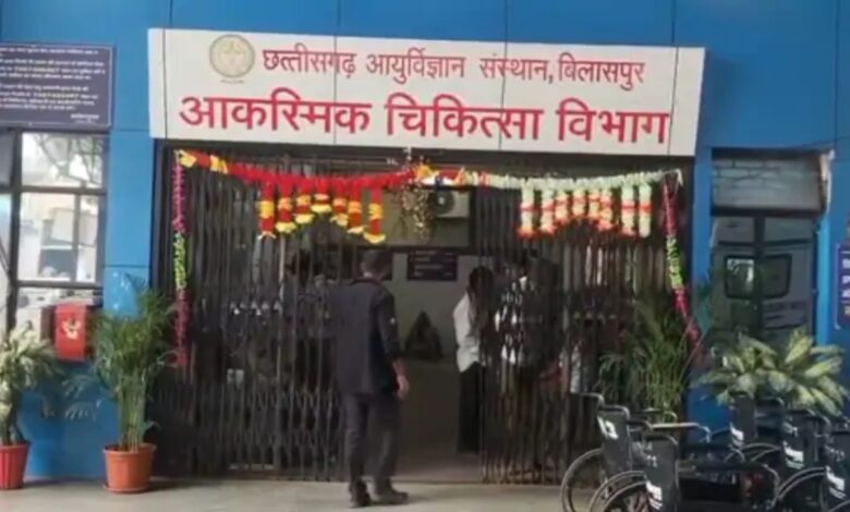Wife Chops Off Husband's Private Part on Suspicion of Affair: Late-Night Attack with Sickle; Admitted to Hospital in Critical Condition