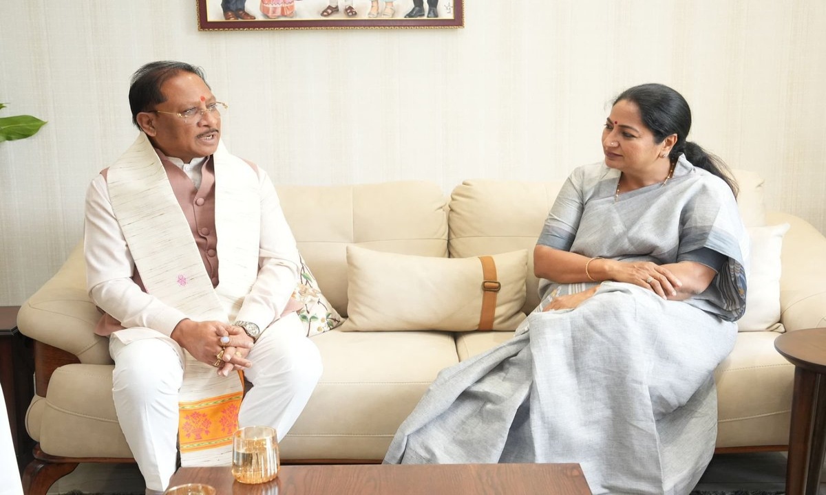 CM Vishnudeo Sai met with CM Rekha Gupta during his visit to Delhi, discussing good governance and development.