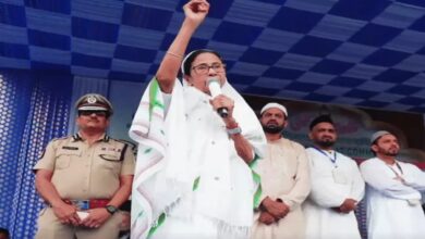 FIR filed against Mamata Banerjee in Siliguri.
