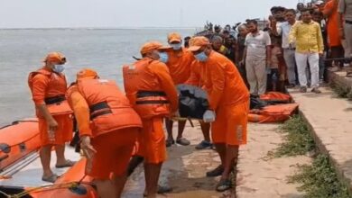 Boat capsizes in River Ganga in Patna; 3 dead, 4 missing.