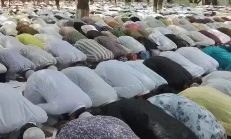 In Chhattisgarh, Eid prayers were offered at Eidgahs on Bakrid; open-air animal sacrifice and the use of DJs were prohibited.