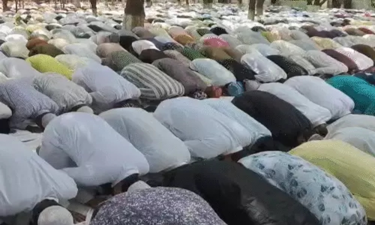 In Chhattisgarh, Eid prayers were offered at Eidgahs on Bakrid; open-air animal sacrifice and the use of DJs were prohibited.