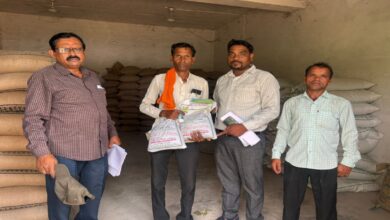 Kharif Season: Adequate Stockpiling of Fertilizers and Seeds; Action Taken Against 8 Centers for Irregularities