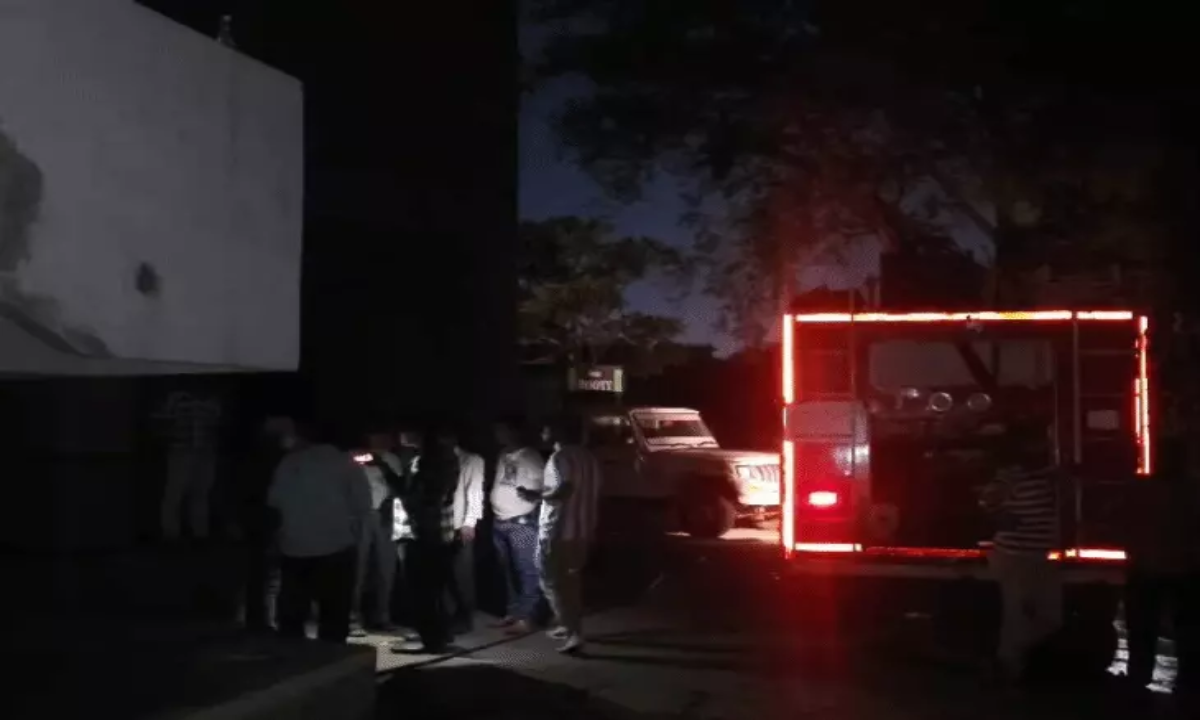 Fire Breaks Out During Ashutosh Rana's 'Hamare Ram' Show